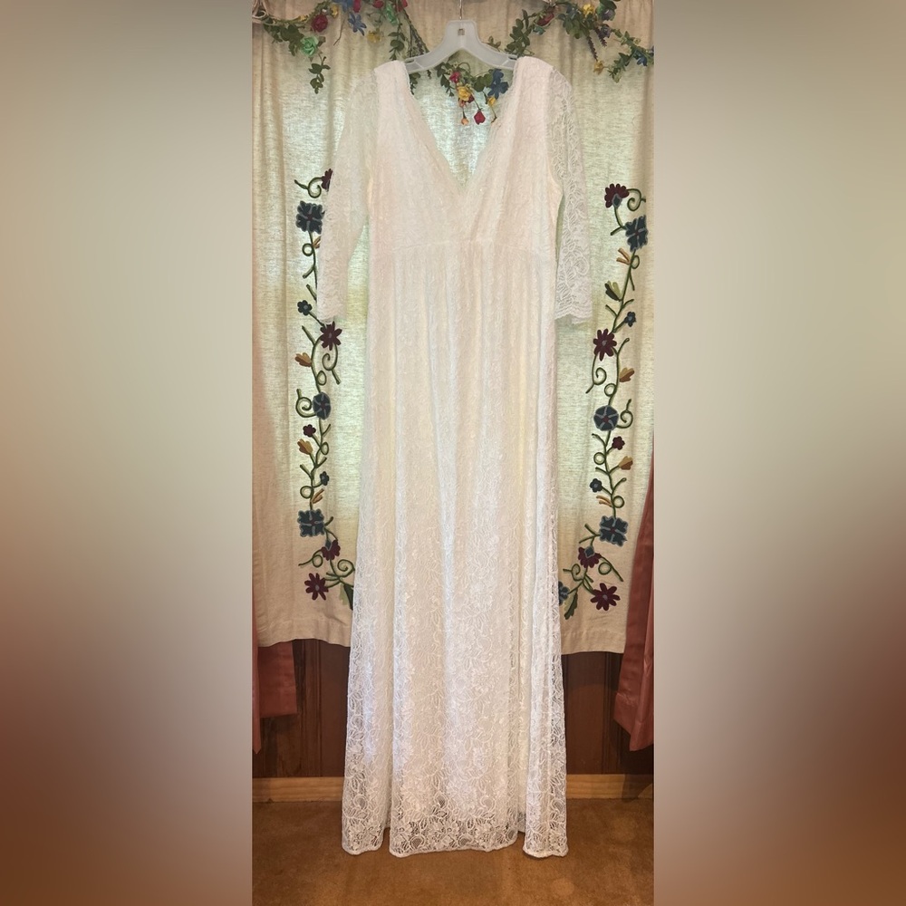 Elegant White Lace Bridal Dress - Wedding - Bridal-